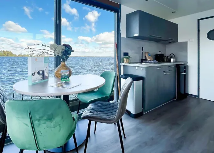 Vakantiehuis Golfzicht By Droomvilla